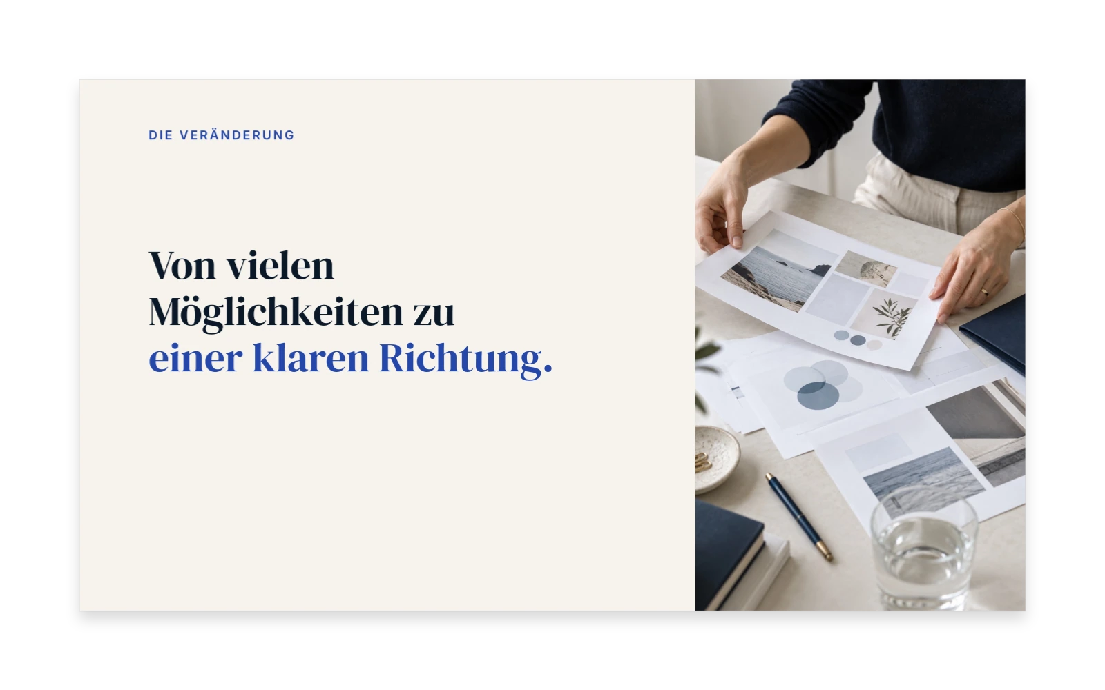 Präsentationsfolie des Beratungskits mit Serifentypografie, blauen Akzenten und fotografischer Bildwelt
